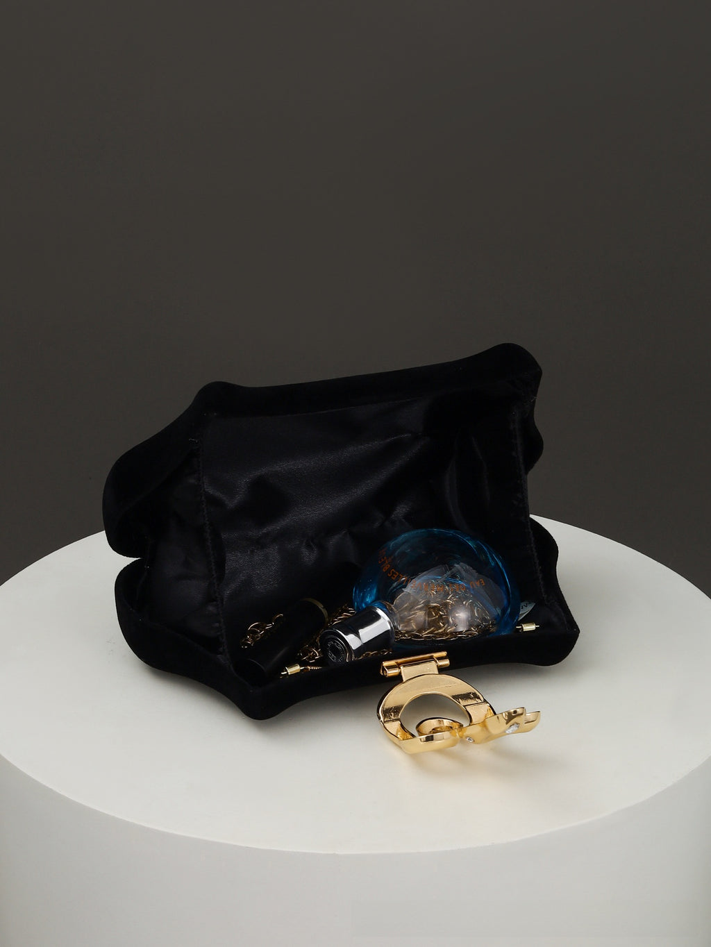 Women's Snake-Shaped Lock Velvet Chain Crossbody Evening Bag Clutch