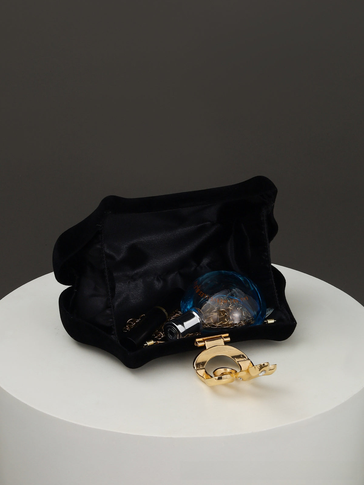 Women's Snake-Shaped Lock Velvet Chain Crossbody Evening Bag Clutch